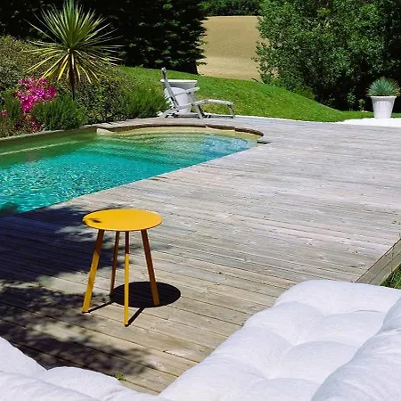 アパートホテル Clos Baroanni - Luxe Quercus Terraube