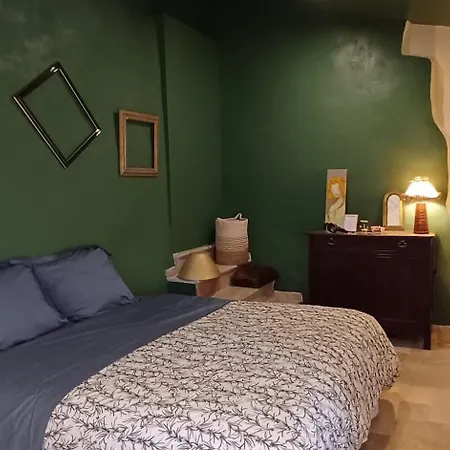 Clos Baroanni - Luxe Quercus アパートホテル Terraube